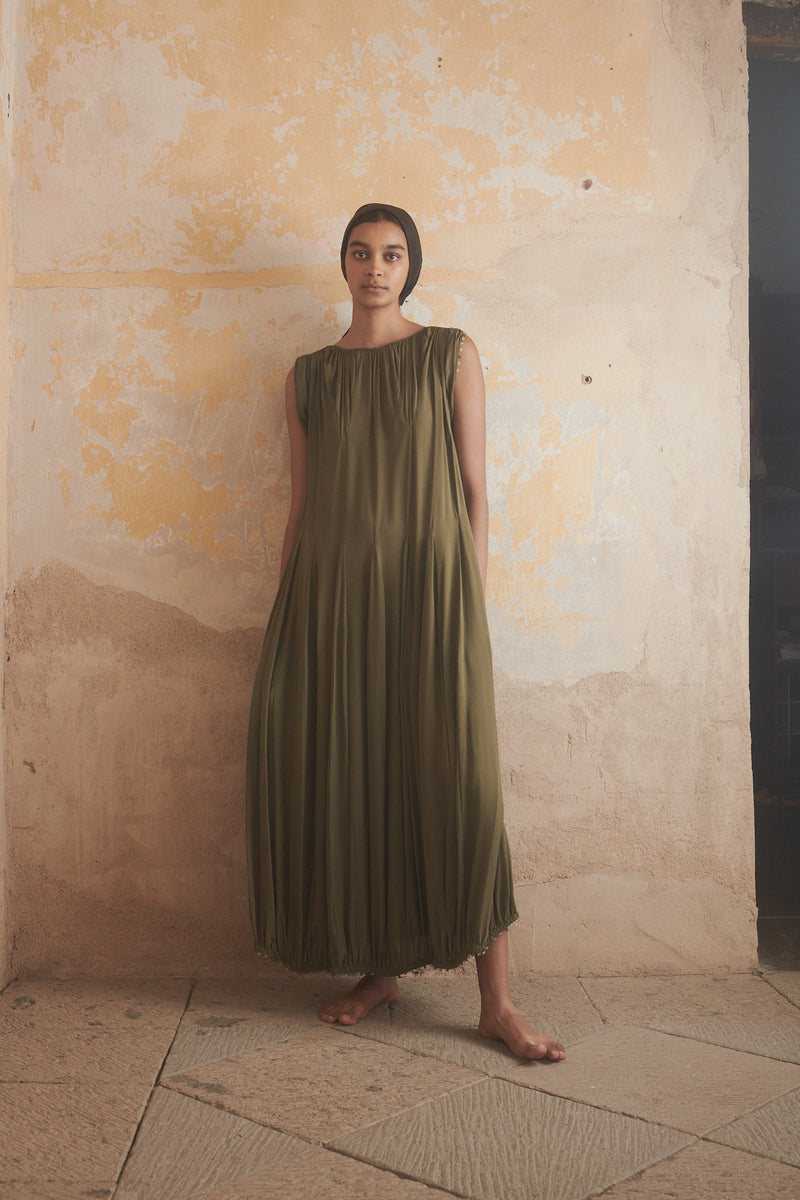 Lounés Caftan in Moss - Desert Paris