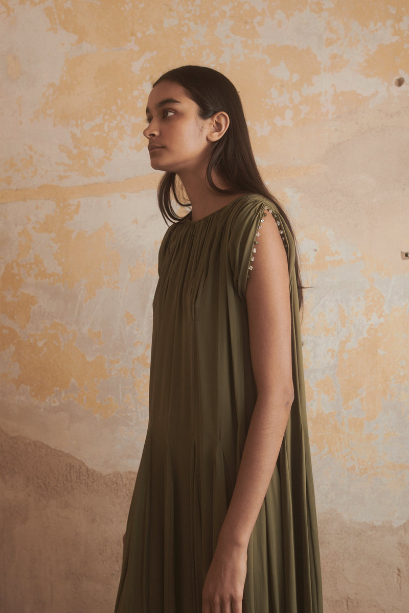 Lounés Caftan in Moss - Desert Paris