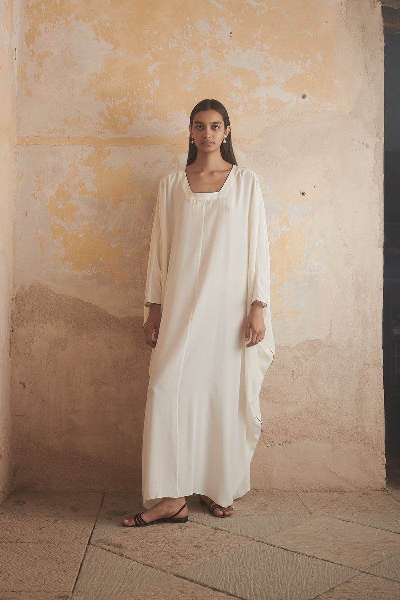 Mayar Caftan - Desert Paris