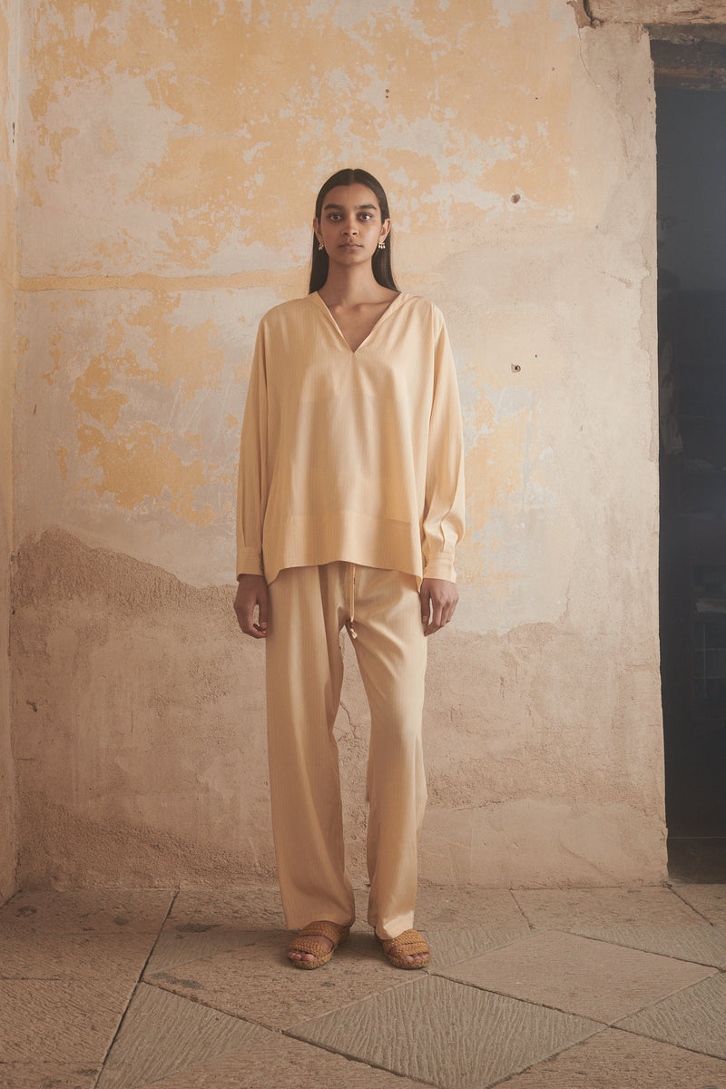Inés Shirt in Pale Ochre Stripe - Desert Paris