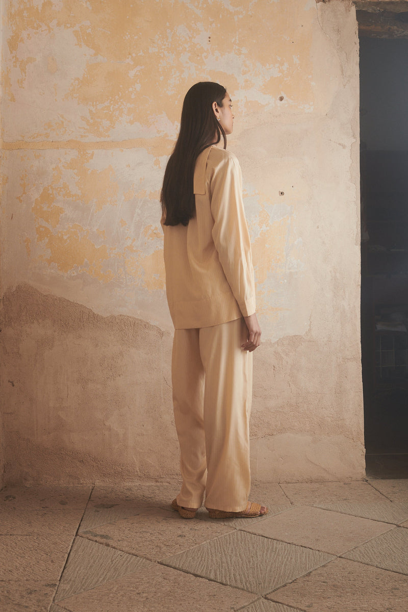 Inés Shirt in Pale Ochre Stripe - Desert Paris