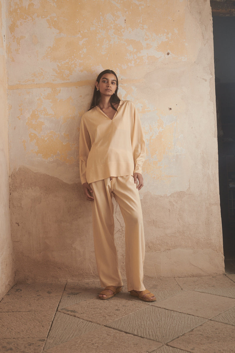 Inés Pant in Pale Ochre Stripe - Desert Paris